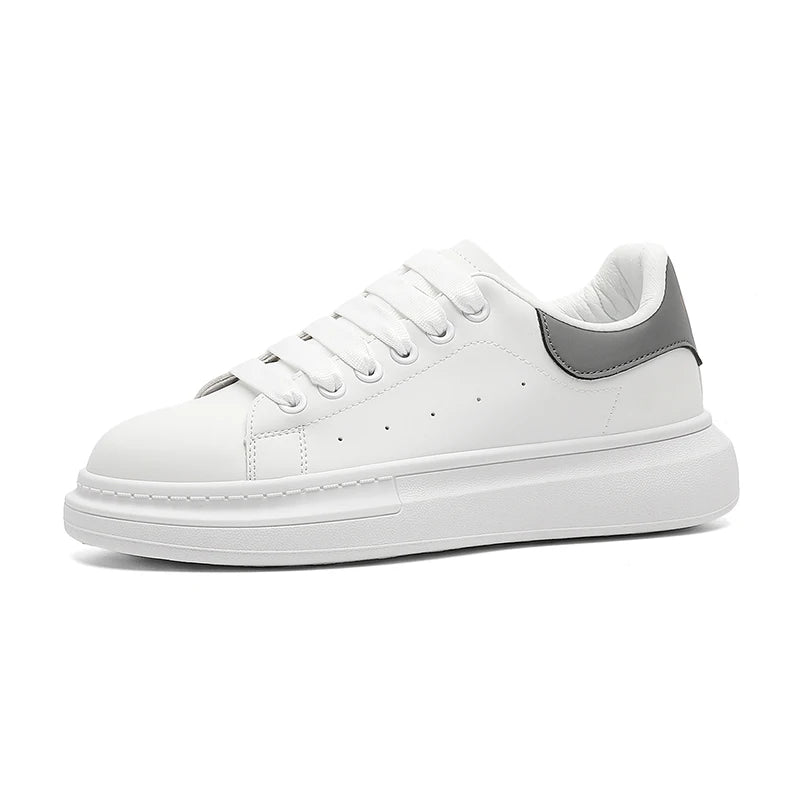 White Minimalist Sneakers For Men Comfy Leather Casual Sneakers Man Platform Skateboard Shoes Outdoor Low-cut Men's Sports Shoes