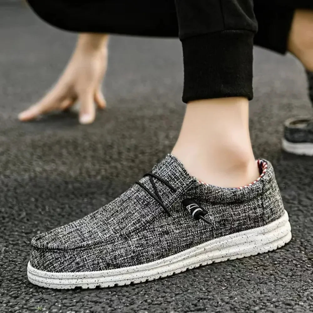 Men's Fashion Canvas Loafers Comfortable Lightweight Breathable Men's Casual Shoes Flat Slip-on Driving Shoes Man 2025