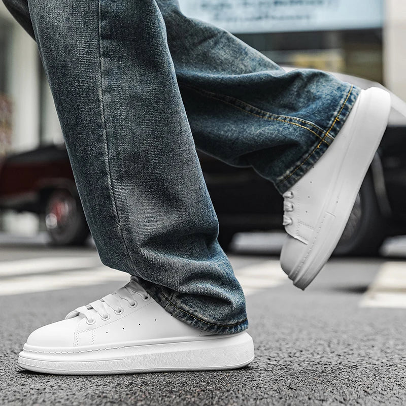 White Minimalist Sneakers For Men Comfy Leather Casual Sneakers Man Platform Skateboard Shoes Outdoor Low-cut Men's Sports Shoes